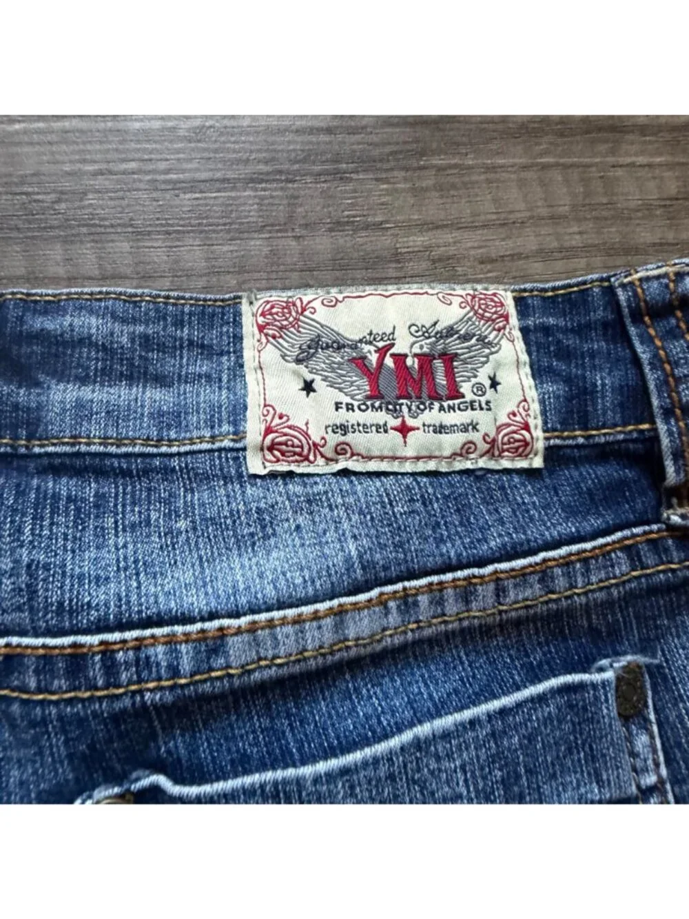(BOGO 25% Off) YMI Womens Denim Shorts Size 7 Embroidered Back Pockets Medium